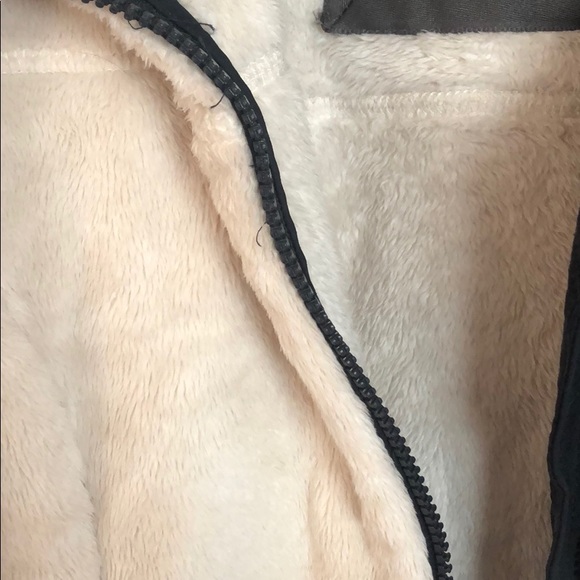 Abercrombie jacket - Picture 4 of 4